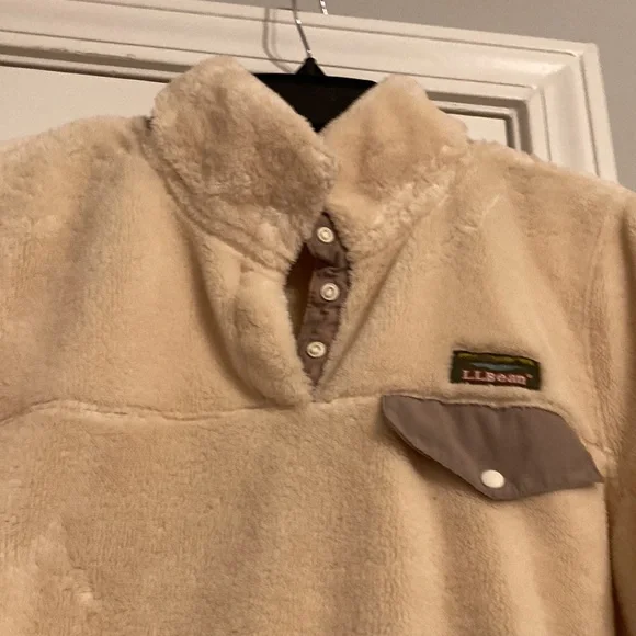 L.L. Bean Ladies fleece top - Picture 2 of 6